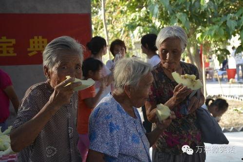 万荣吃瓜的视频,一场全民参与的乡村盛宴