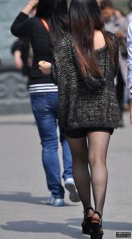 长沙街拍吃瓜事件视频播放,视频播放引发网友热议