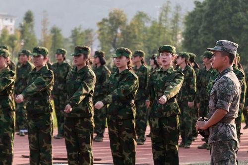 军训吃瓜了吗原版视频,军训吃瓜了吗？揭秘原版视频背后的故事