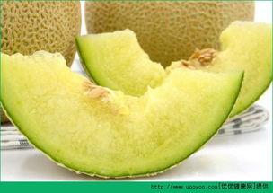 五个小孩吃哈密瓜好吗视频,五个小孩共享哈密瓜的快乐时光