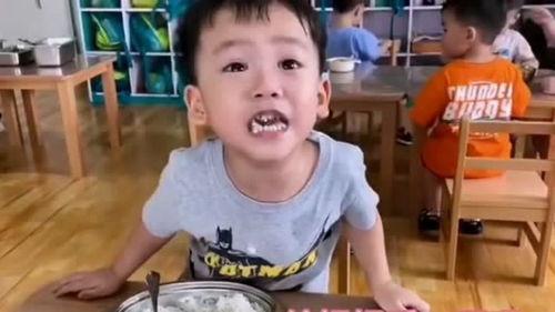 学生给母亲吃瓜视频大全