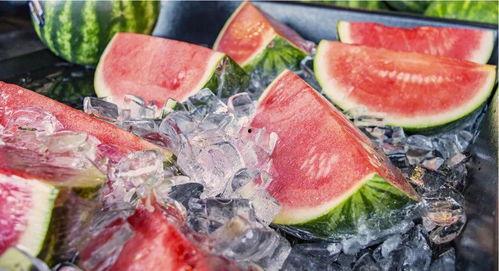 夏天大型吃瓜视频,大型吃瓜视频盘点，笑料连连，清凉一夏