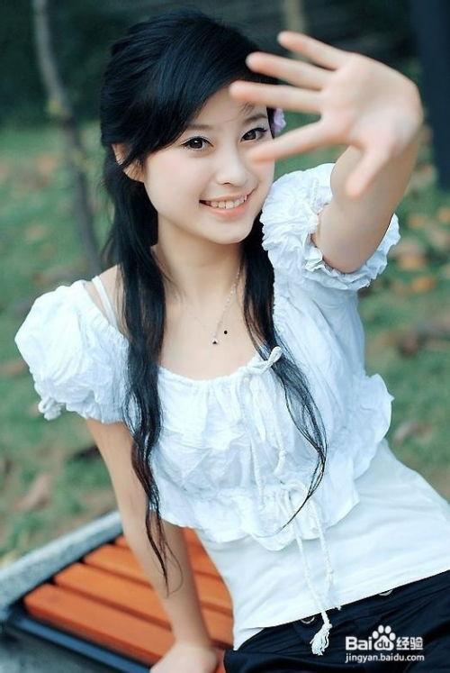 山西校花吃瓜事件视频,网络热议背后的真相揭晓