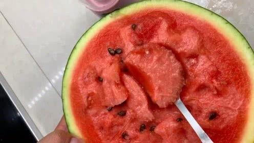 最近吃瓜火的视频,揭秘网络热点的幕后故事