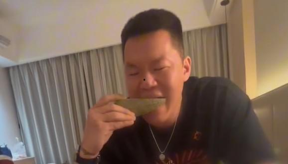 解说吃瓜视频,网络红人的娱乐盛宴